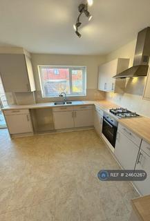 3 bedroom terraced house to rent, Scanlon Lane, Salford, M5