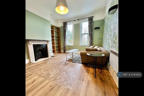 Studio to rent, Burton Road, Manchester, M20