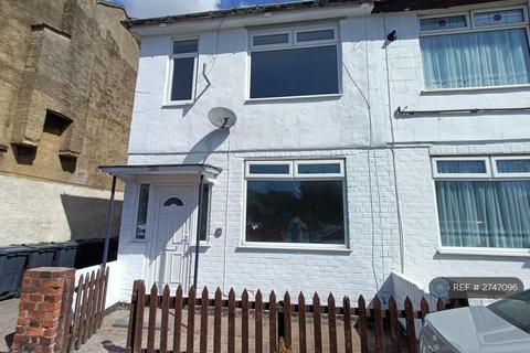 3 bedroom terraced house to rent, Hedon Road, Hull, HU9