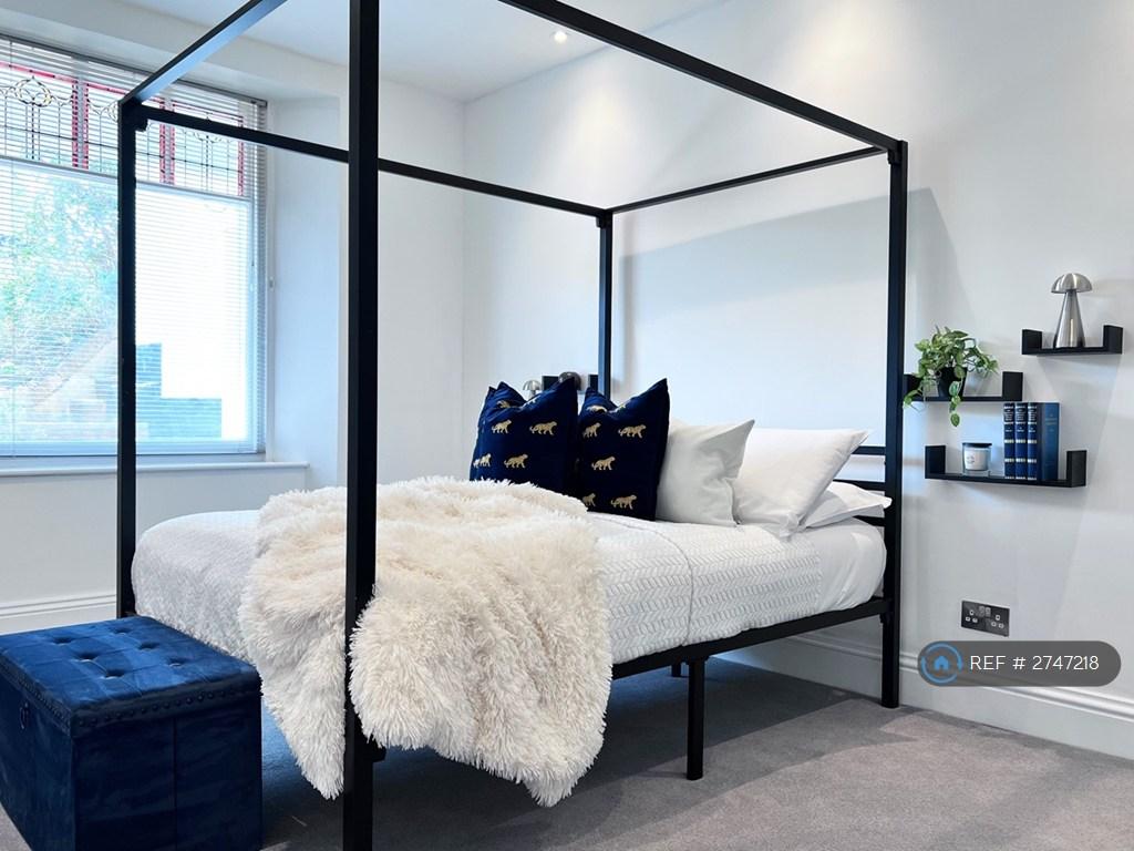 Double Bedroom With Ensuite
