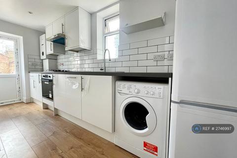 1 bedroom flat to rent, Camden Road, London, NW1