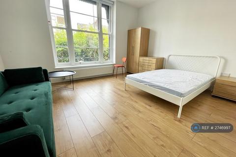 1 bedroom flat to rent, Camden Road, London, NW1