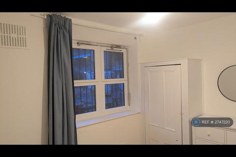 2 bedroom flat to rent, Lohmann House, London, SE11