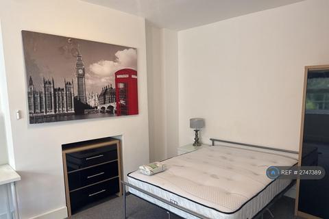 undefined, London Road, Maidstone, ME16