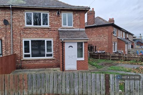 3 bedroom semi-detached house to rent, Stainsby Road, Middlesbrough, TS5