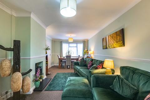 undefined, Eastwoodbury Crescent, Southend-on-sea, SS2