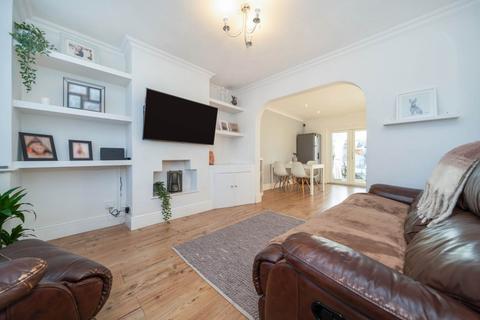 3 bedroom semi-detached house for sale, Balmoral Road, Watford