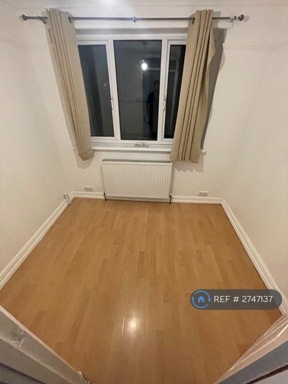 Box Room/Single