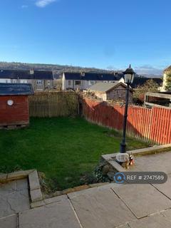 3 bedroom terraced house to rent, Beauvais Drive, Riddlesden, Keighley, BD20