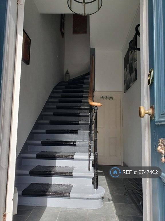 Ground Floor Entrance