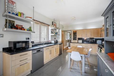 5 bedroom detached house for sale, Cornwall Road, Harrogate, North Yorkshire, HG1