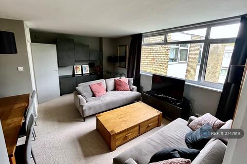 2 bedroom flat to rent, Chesterton Towers, Cambridge, CB4
