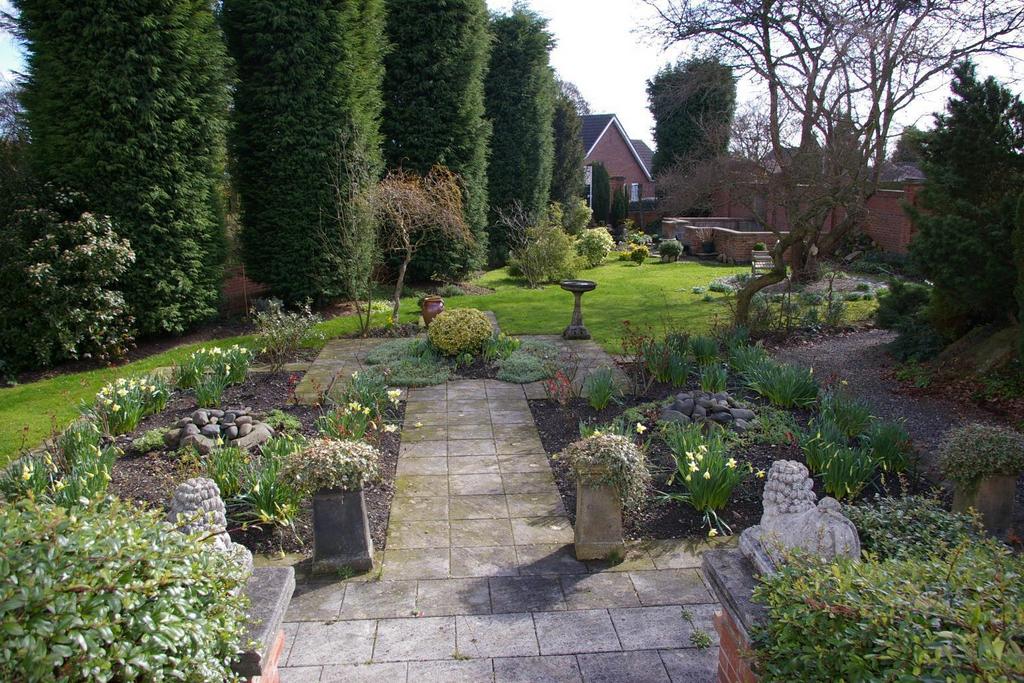 Gardens.jpg