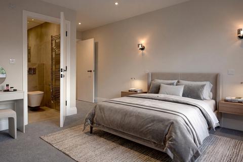 2 bedroom apartment for sale, Old Kiln Road, Flackwell Heath, High Wycombe, Buckinghamshire, HP10 9NR