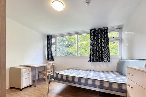 undefined, Barchester Close, Uxbridge, UB8