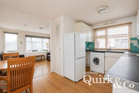 2 bedroom park home for sale, Kings Park, Canvey Island, SS8