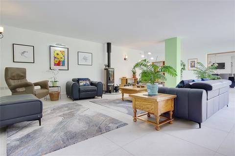 4 bedroom detached house for sale, Avon Avenue, Ringwood, Dorset, BH24