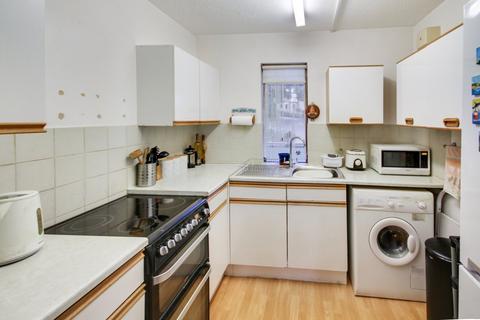 1 bedroom retirement property for sale, Fairfield Road, East Grinstead, RH19
