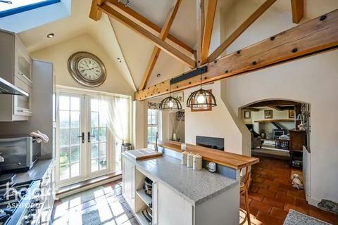 2 bedroom semi-detached house for sale, Canterbury Road, Brabourne Lees