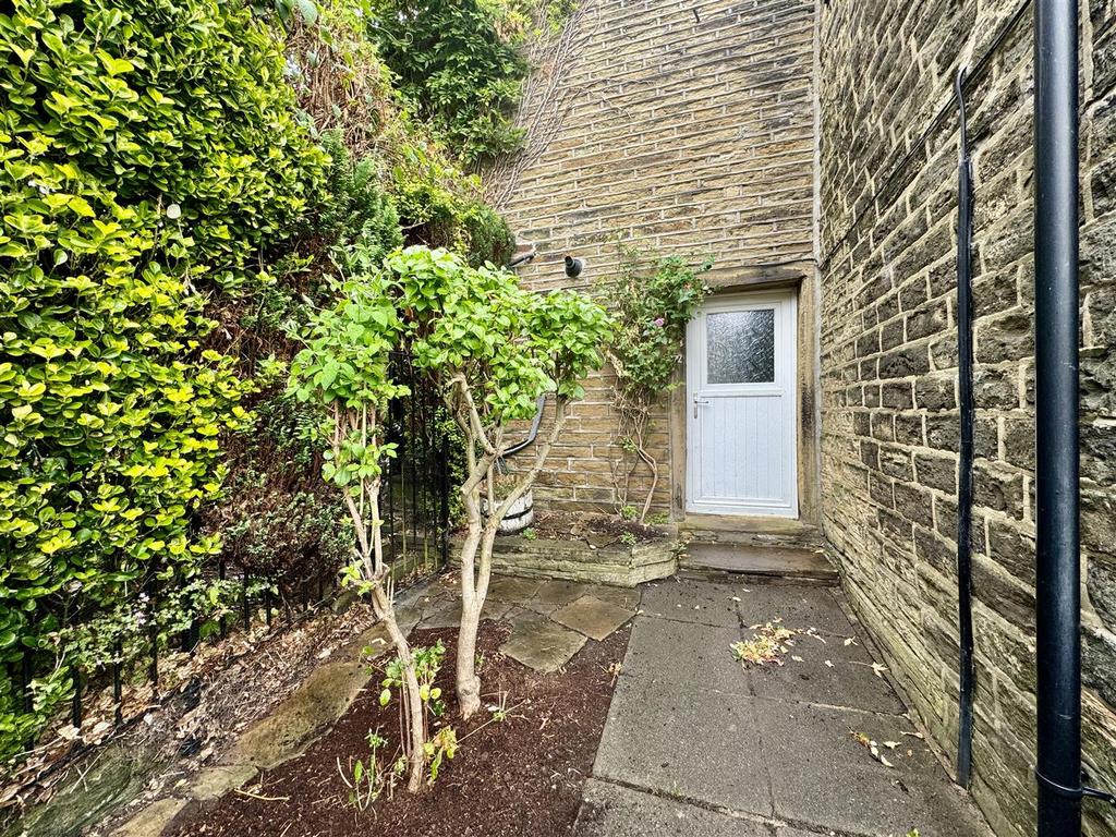 Side garden