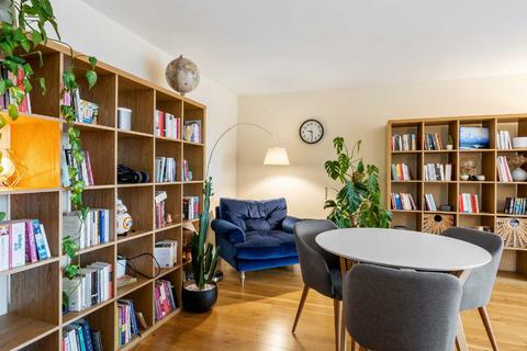 2 bedroom apartment for sale, Ice Wharf, London, N1