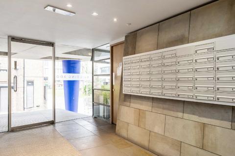 2 bedroom apartment for sale, Ice Wharf, London, N1