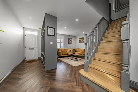 3 bedroom terraced house for sale, Albert Street, Windsor