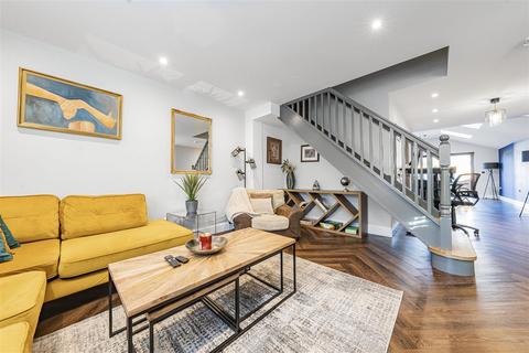 3 bedroom terraced house for sale, Albert Street, Windsor