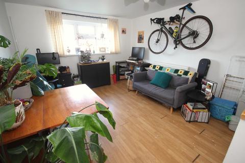 undefined, Plasnewydd Flats,  Ty-Newydd, Whitchurch, Cardiff