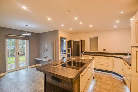 undefined, Chartwell Gardens, Warrington WA4