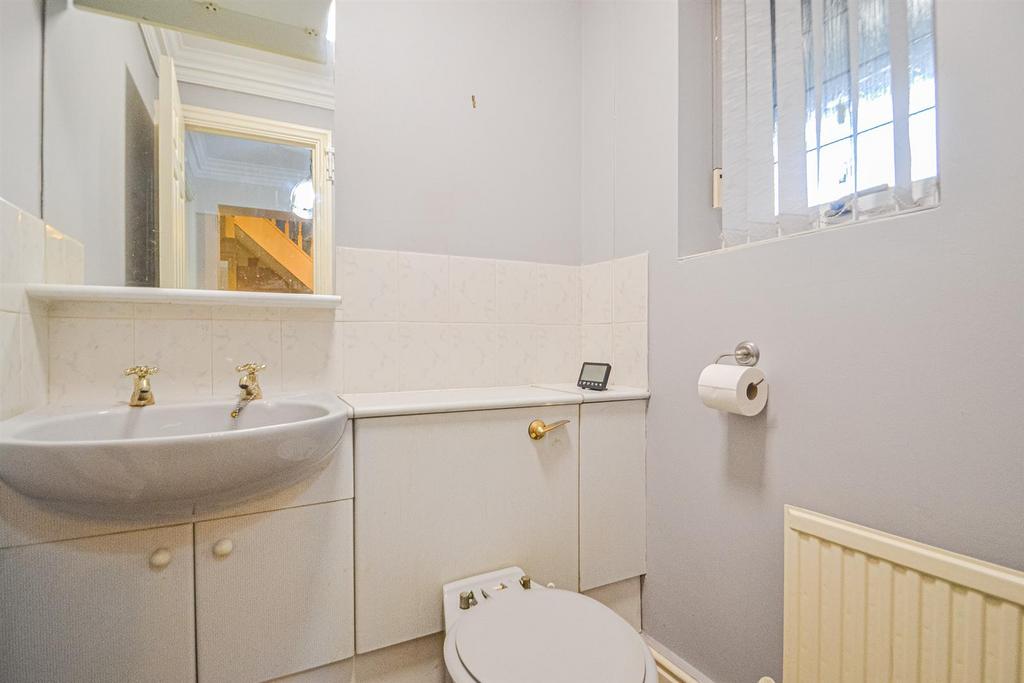 Wc.