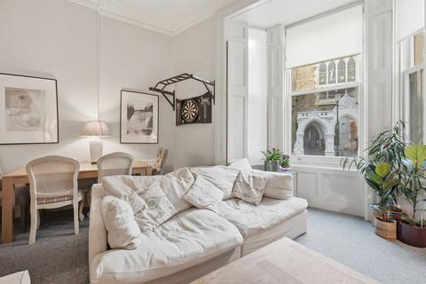 3 bedroom flat for sale, 7 Emperors Gate, London SW7