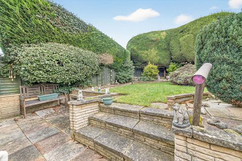 undefined, St. Leonards Close, Kettering NN15
