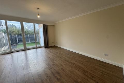 3 bedroom house to rent, The Brake, Hagley, Stourbridge