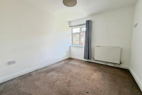 1 bedroom flat to rent, Clare Avenue, Bristol BS7