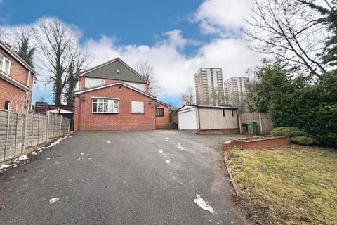 3 bedroom detached house for sale, Delph Road, Brierley Hill DY5