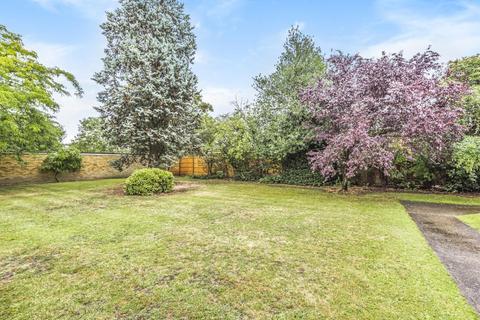 1 bedroom apartment to rent, Sunbury-on-Thames, Slough, Tw16