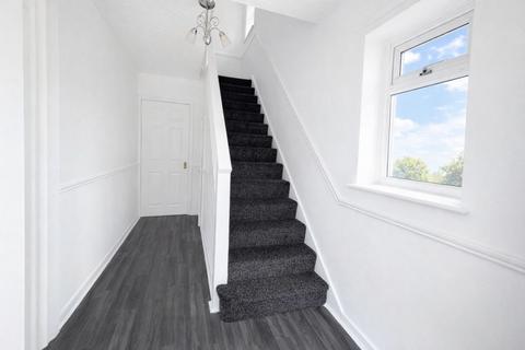3 bedroom semi-detached house to rent, Gayhurst Road, High Wycombe