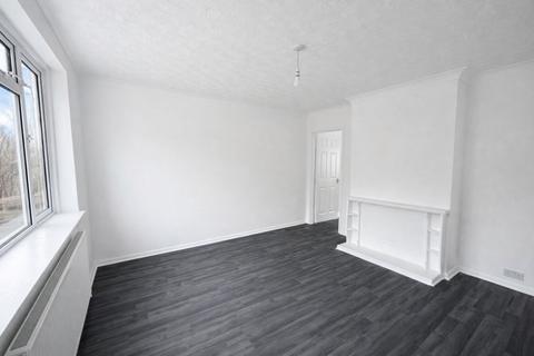 3 bedroom semi-detached house to rent, Gayhurst Road, High Wycombe