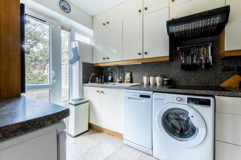 undefined, Warburton Close,  Eastbourne, BN21