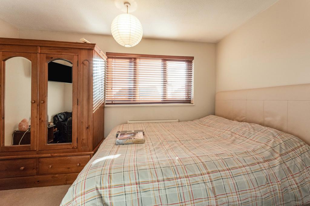 6 Bedroom 1