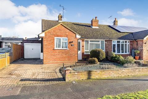 undefined, Field Way, Hampshire GU12