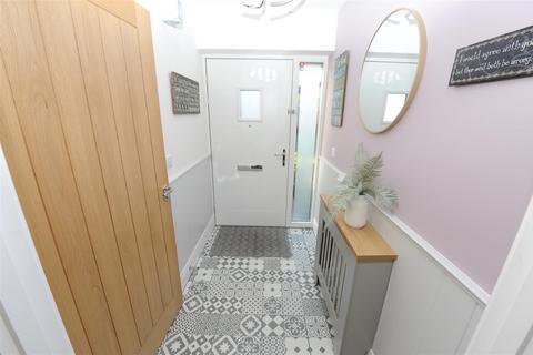 3 bedroom townhouse for sale, Quarry Park, Idle, Bradford
