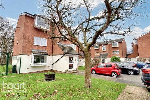 1 bedroom apartment for sale, Harkness Close, Harold Hill