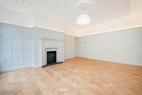 3 bedroom flat to rent, Weymouth Street, Marylebone, London, W1G