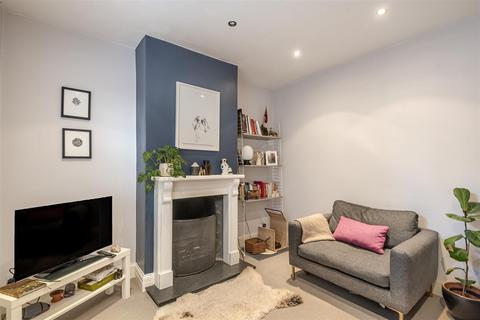 undefined, Vincent Road, Kingston Upon Thames KT1