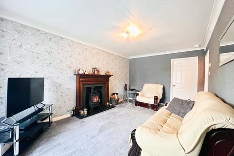 3 bedroom detached house for sale, Wiltshire Close Woolston, Warrington