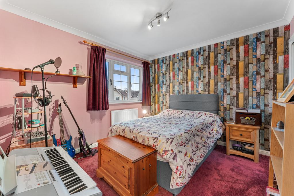 53 WILTSHIRE CLOSE-1.jpg