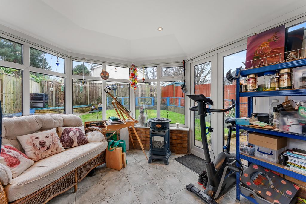 53 WILTSHIRE CLOSE-25.jpg