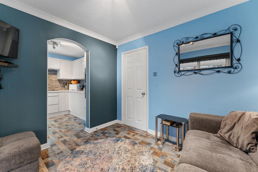 53 WILTSHIRE CLOSE-24.jpg
